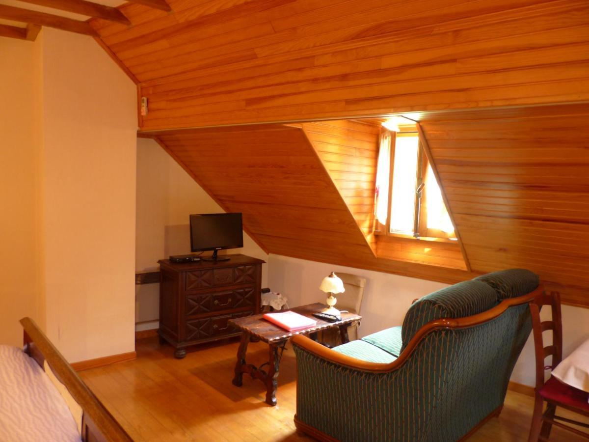 Bed and Breakfast La Bouigane Сен-Лари Экстерьер фото